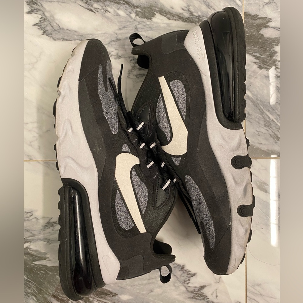 Nike Air Max 270 React - M8.5